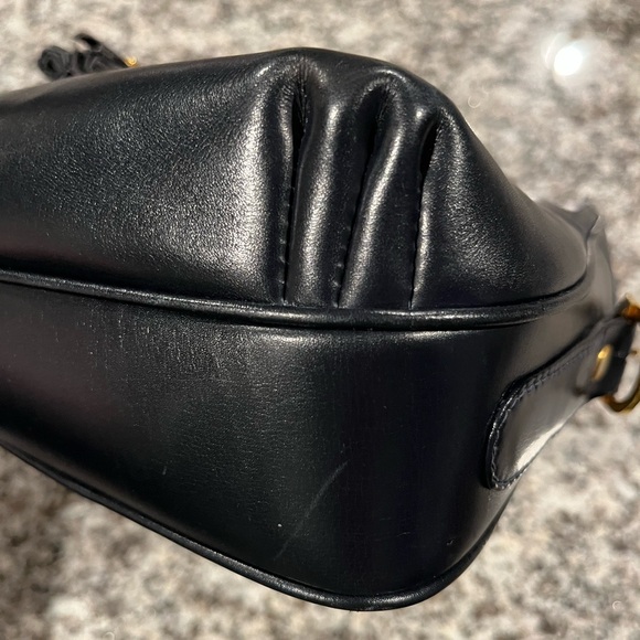 Gucci Vintage Navy Crossbody - Picture 3 of 16